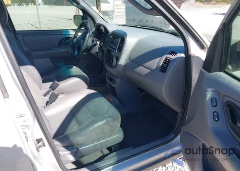 2002 Ford Escape Xls из США, поврежденный, VIN 1FMYU021X2KB12059